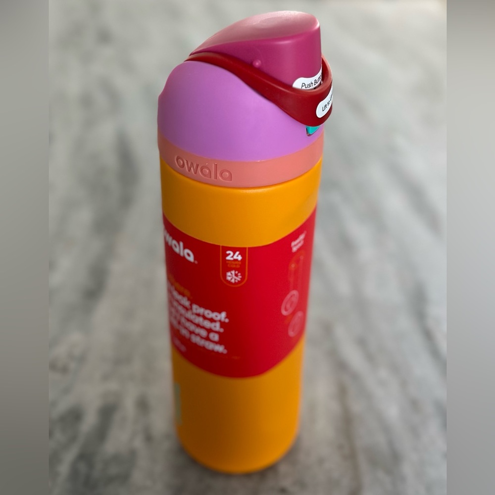 Owala FreeSip Tropical 24oz